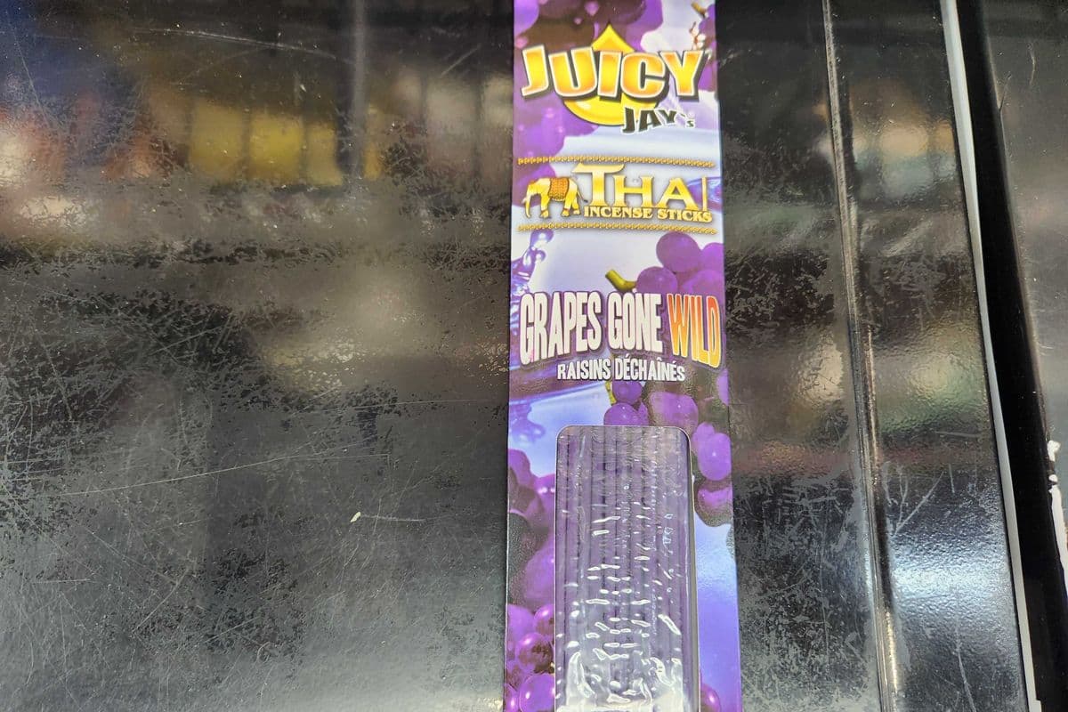 Incense Sticks Grape x 20 - Batonnets d'encens Raisin x 20