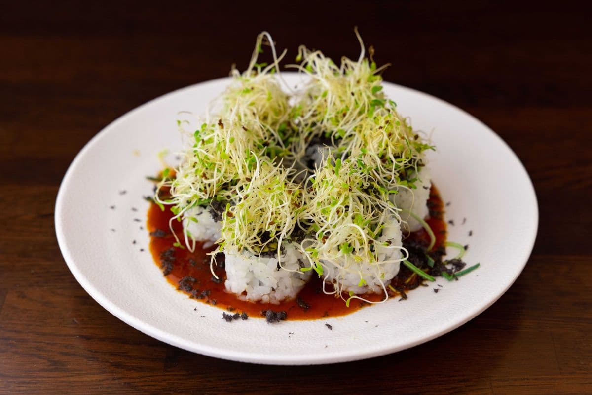 Deep Cove Roll (6 pieces)