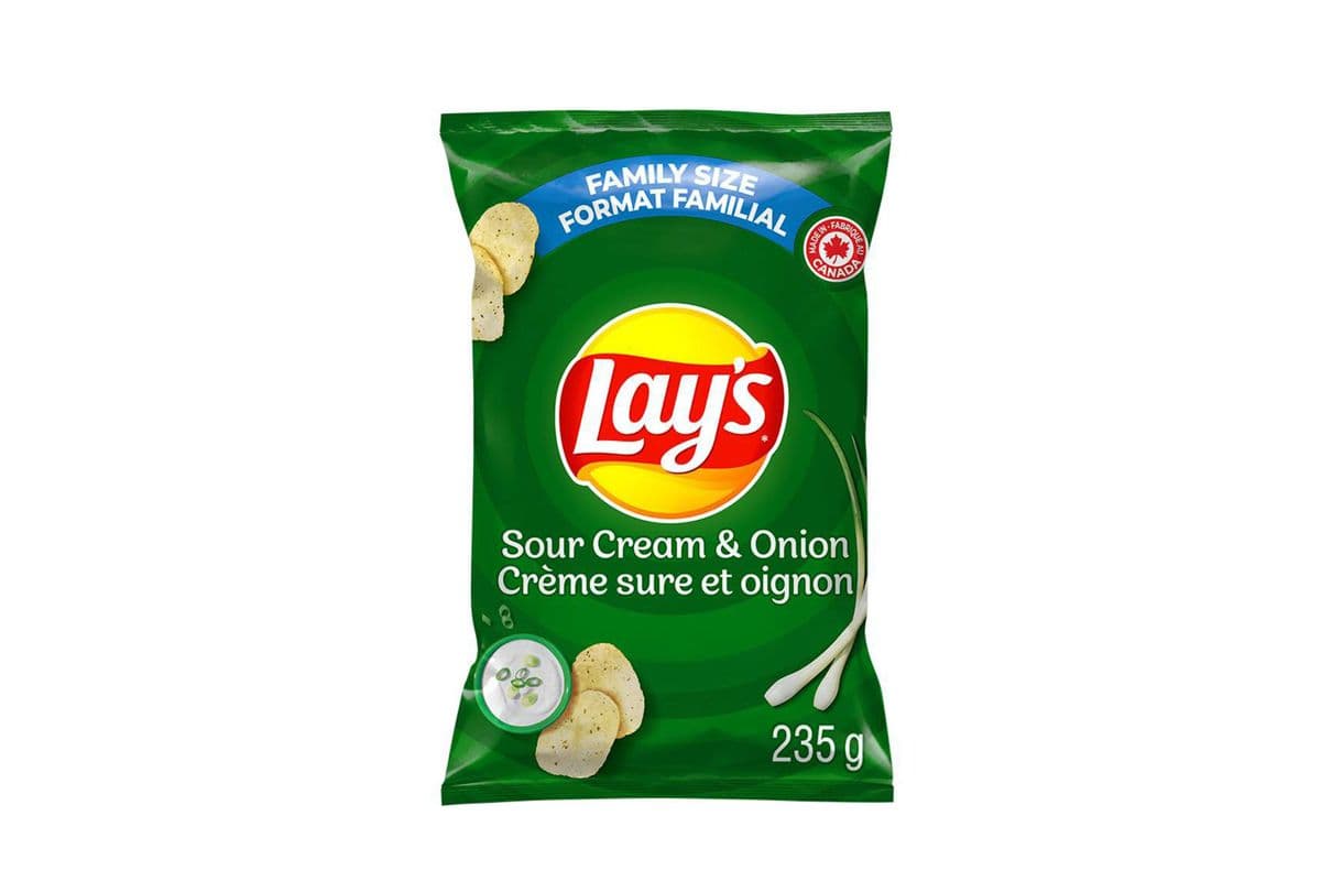 Lay's Sour Cream & Onion 220g