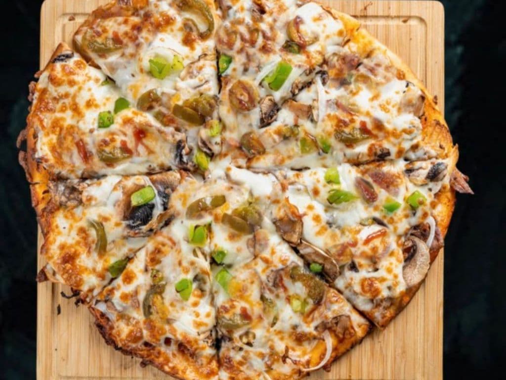 Mini Spicy Roast Beef BOMB Pizza (BOGO)