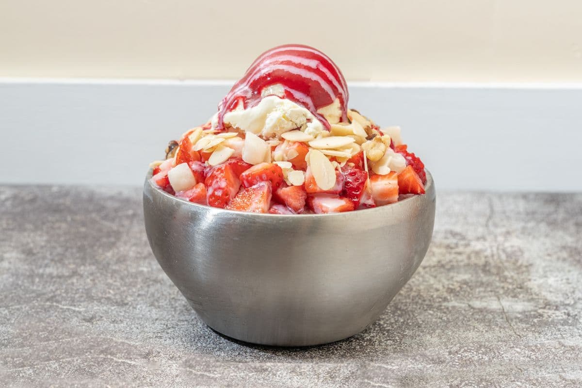 Strawberry Bingsoo