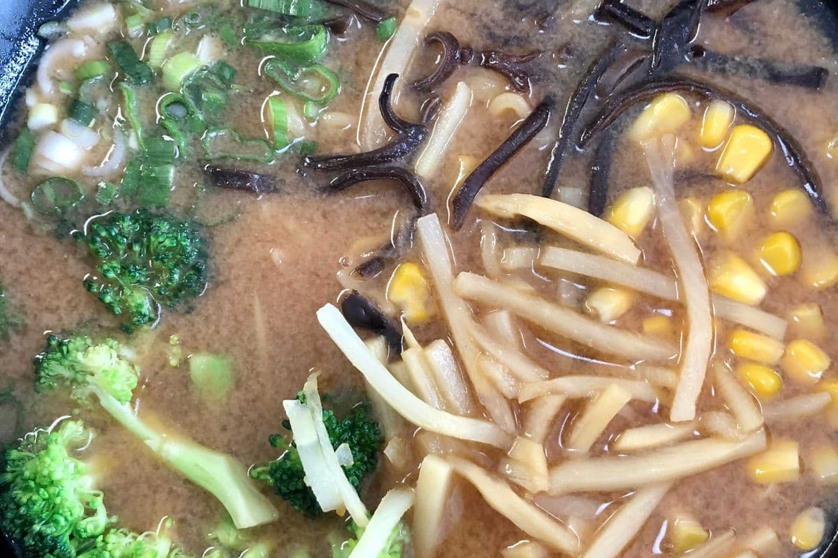 R7. Veggie Miso 蔬菜味噌拉面