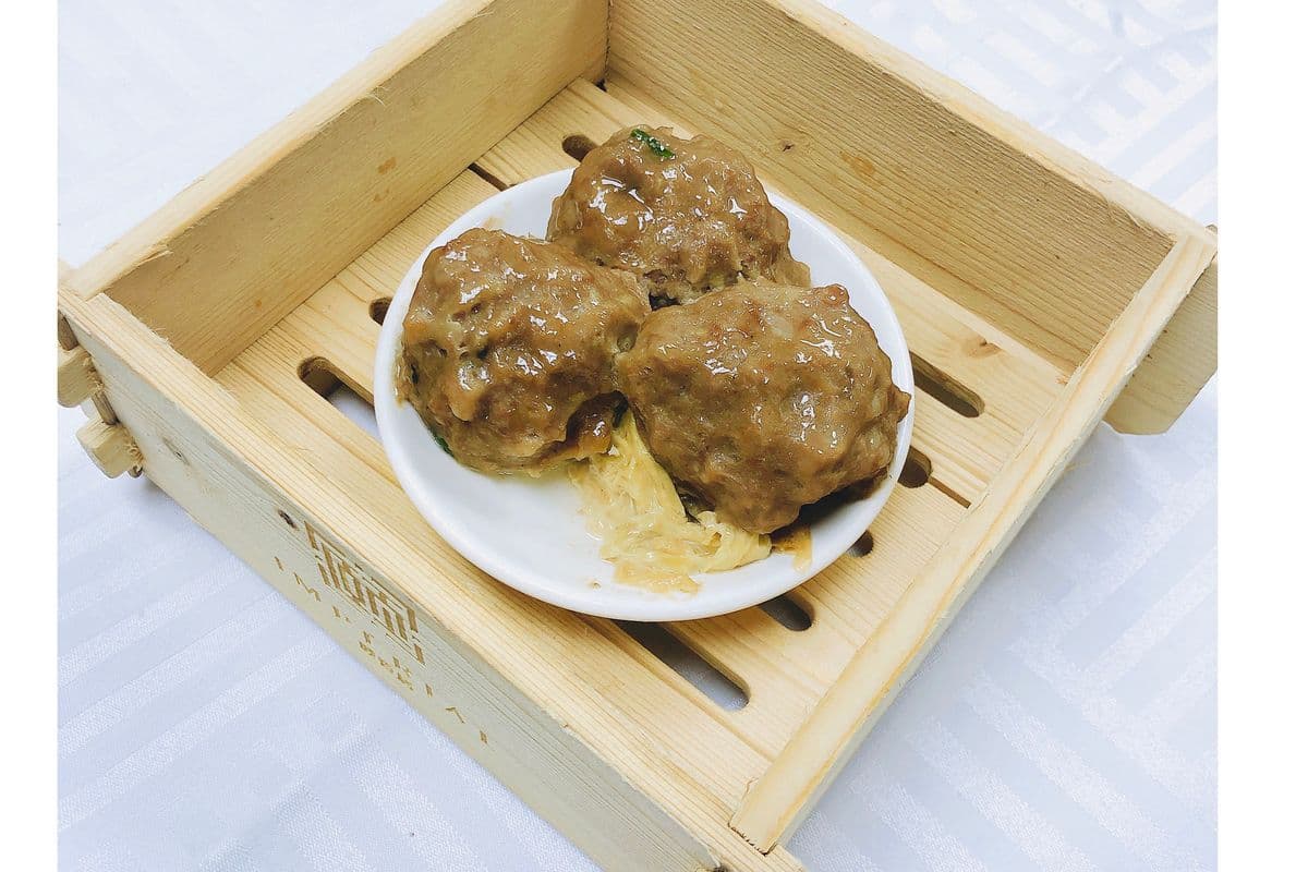 110-Boulettes de boeuf et coriandre à la vapeur (3mcx) 牛肉球