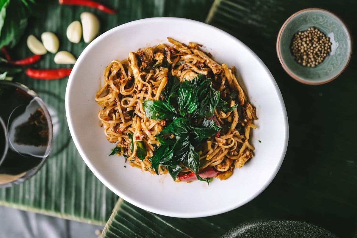 Drunken Noodles (Thin Noodle)