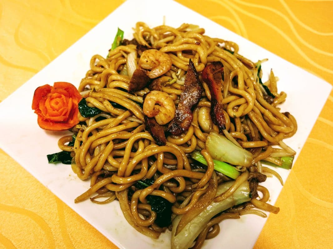 Shanghai Noodle (B.B.Q. Pork and Shrimp)