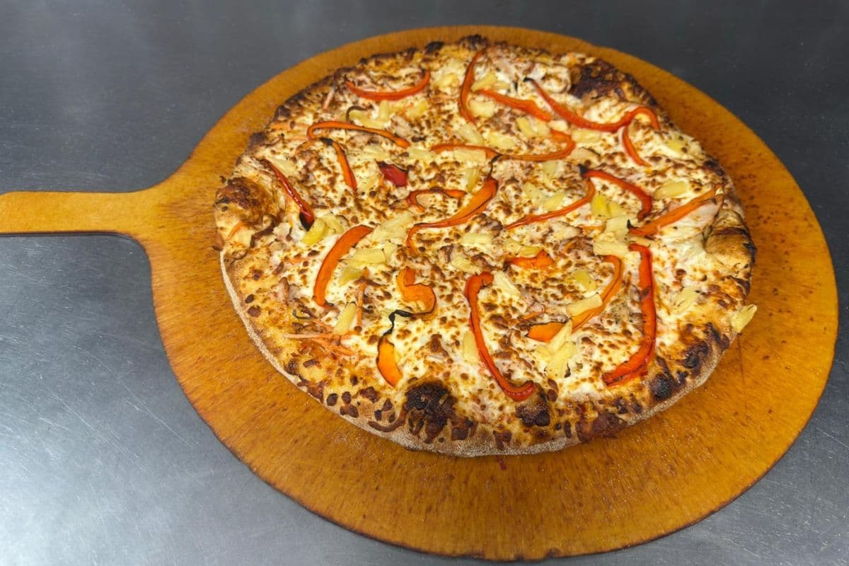 14" Large Sweet Thai Chicken Pizza