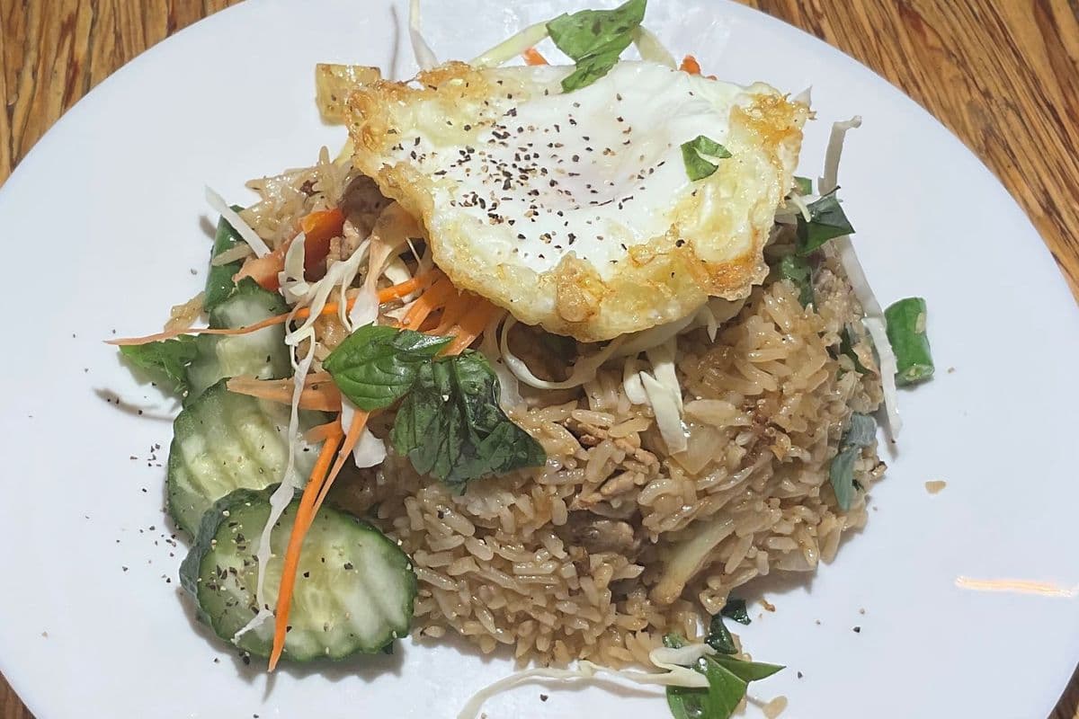 F3. Kra-Prau Fried Rice