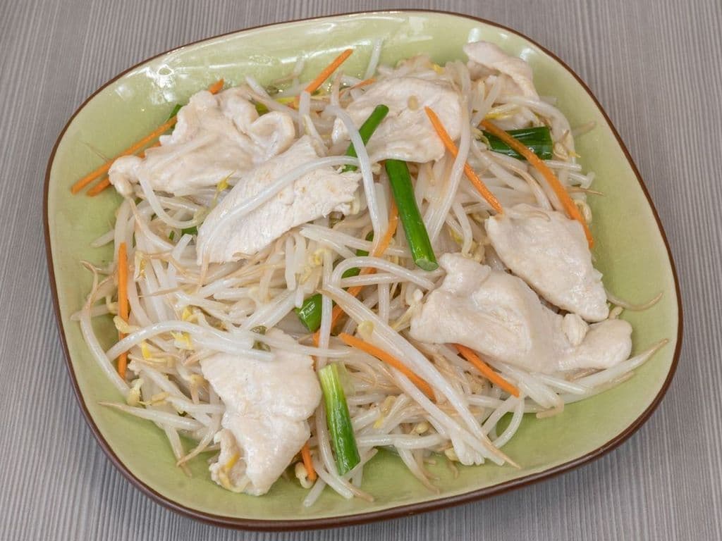 37. Chicken Chop Suey