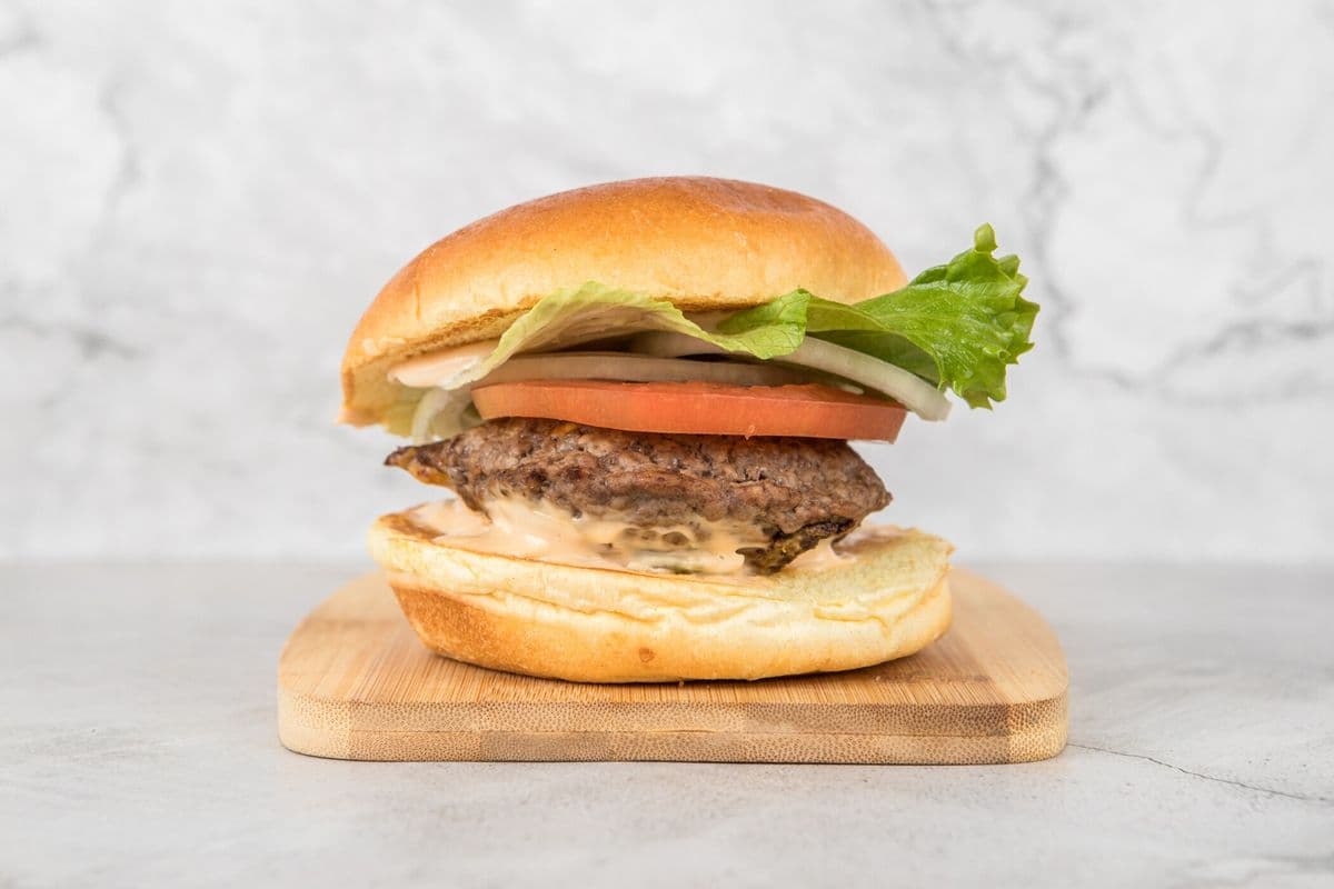 Heavenly Cheese Burger (5 oz)