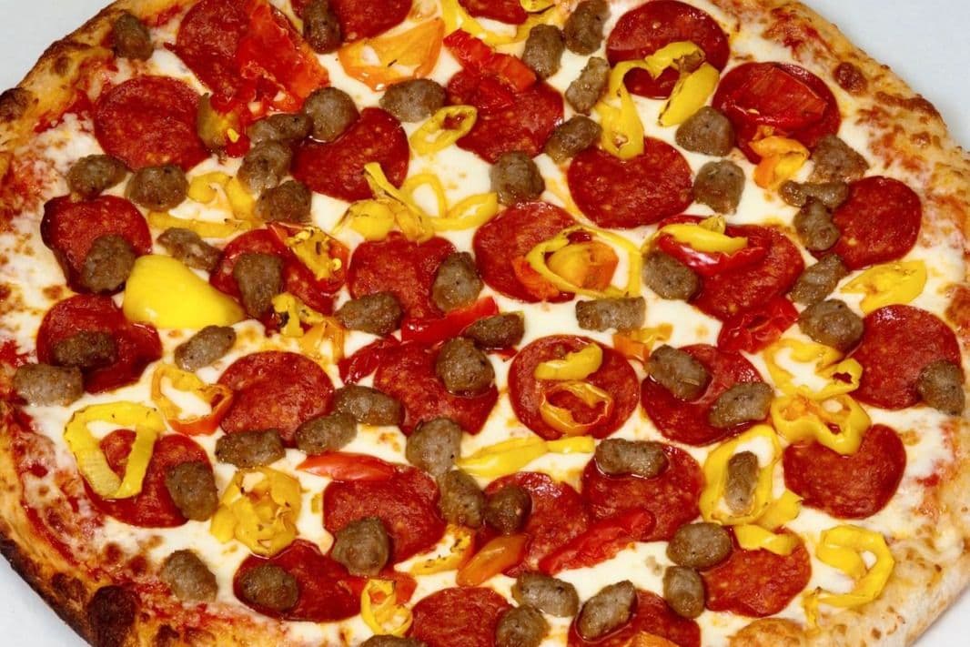 Large Reginos Spicy Deluxe Pizza