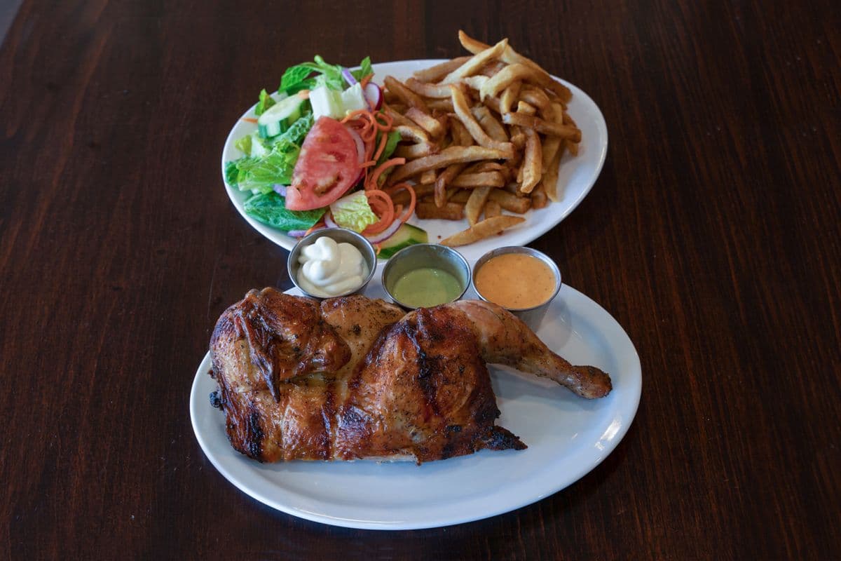 ½ De Poulet Rôti a la Braise / ½ Grilled Chicken