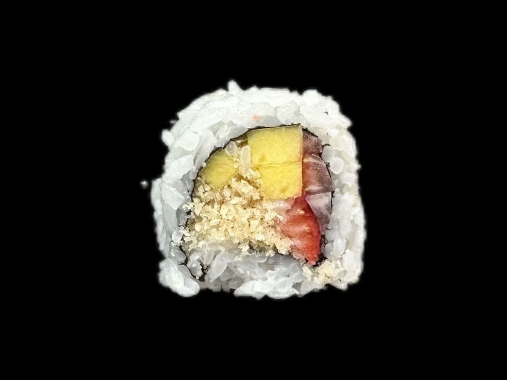 Straw Mango Roll (6pcs)