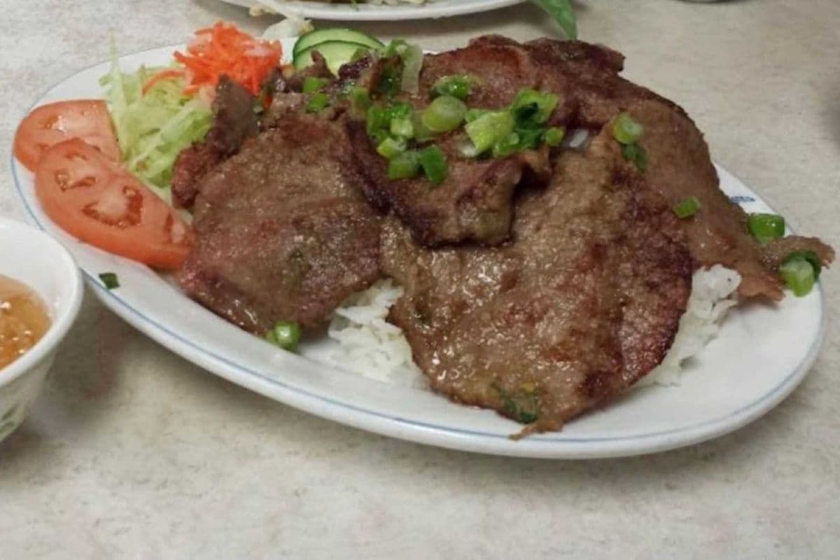 76. Grilled Beef with Rice