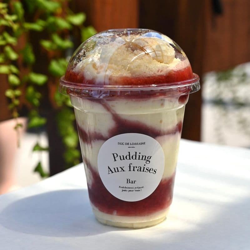 PUDDING AUX FRAISES / STRAWBERRY PUDDING