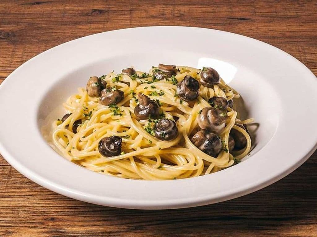 Mushroom Alfredo Spaghetti