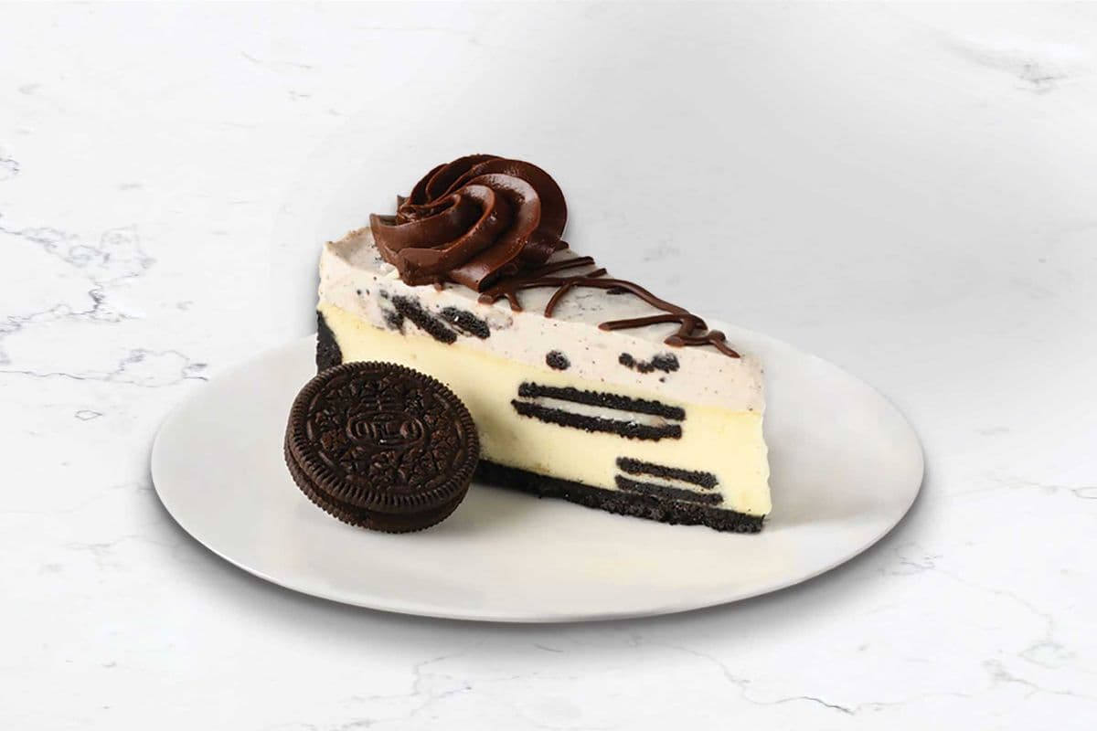 OREO Cookies & Cream Cheesecake