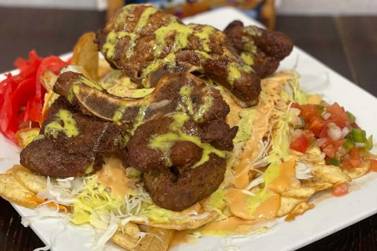 Chuleta Con Tajadas