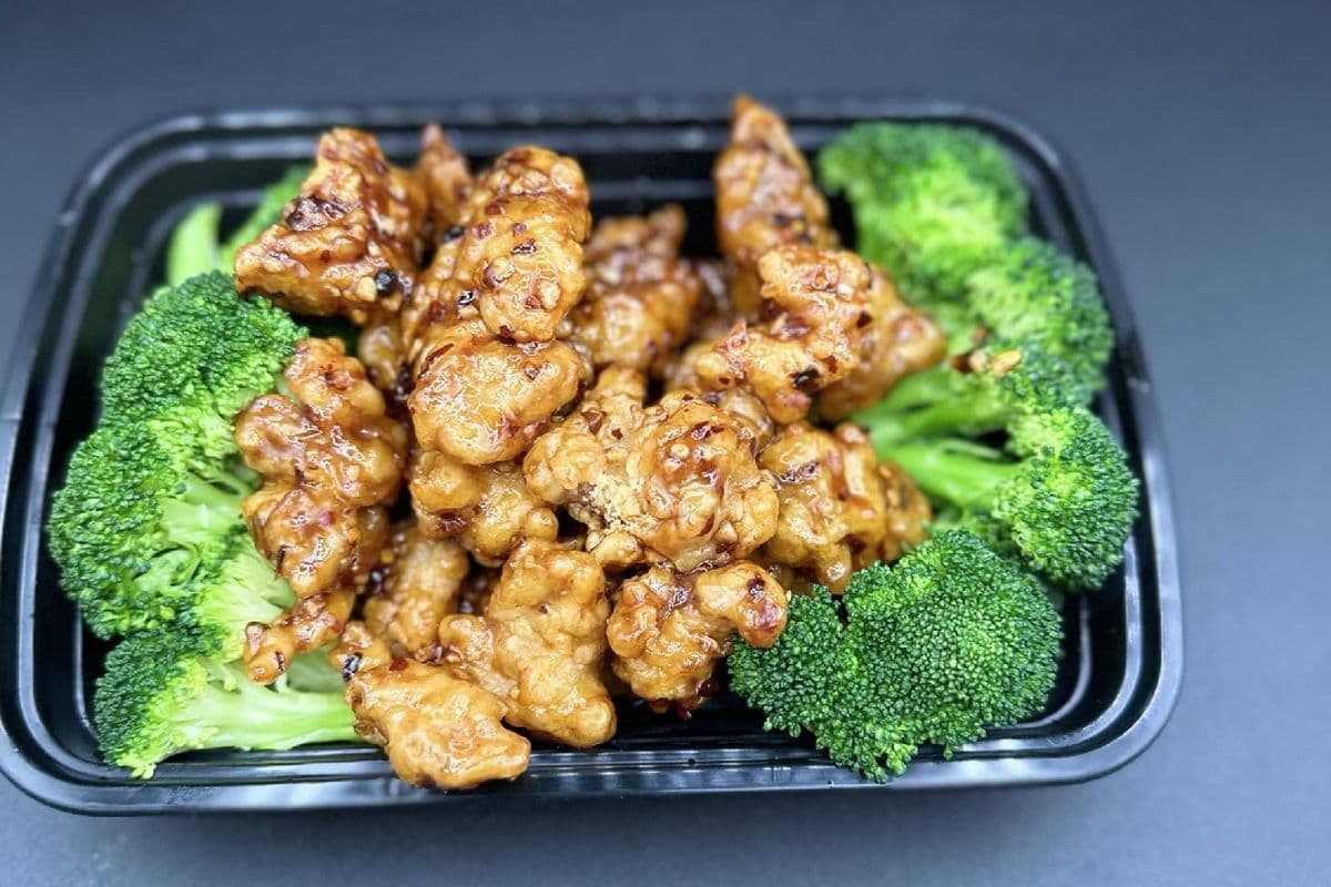 150 Spicy General Tao Chicken