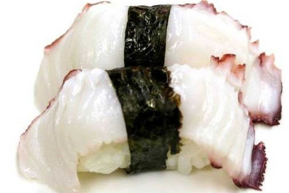 Octopus Sushi (2pcs)