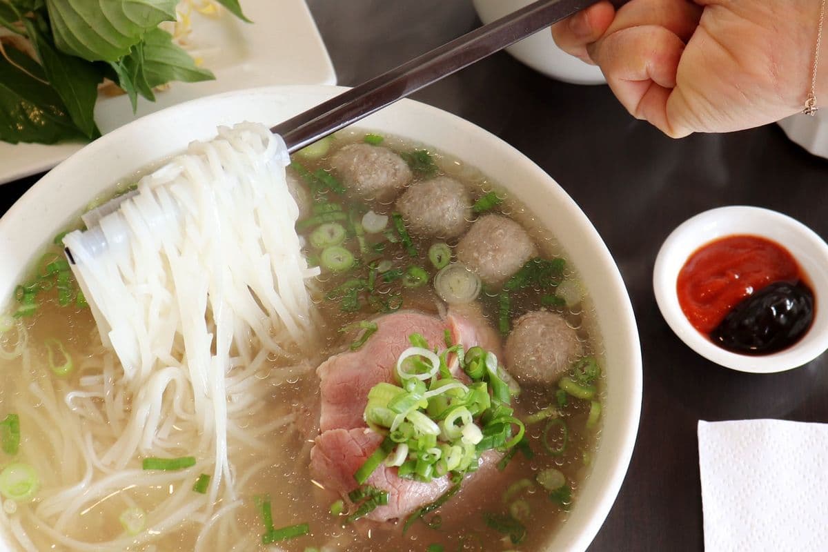 P9. Pho Tai Bo Vien (Large)
