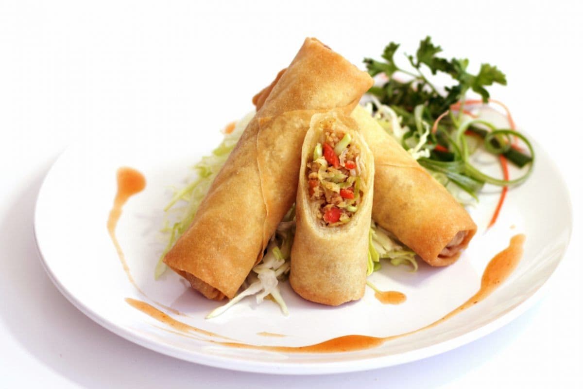 A19. Deep-Fried Vegetable Spring Roll (6 pcs)