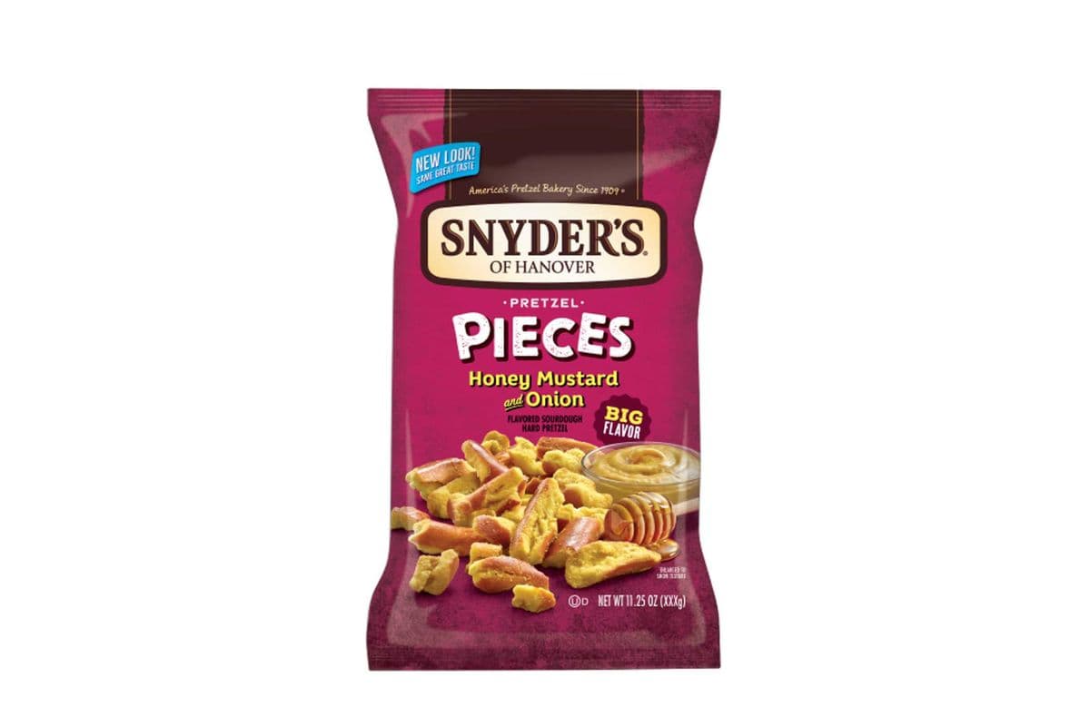 Snyder's of Hanover Pretzel Pieces, Honey Mustard and Onion (226 g)