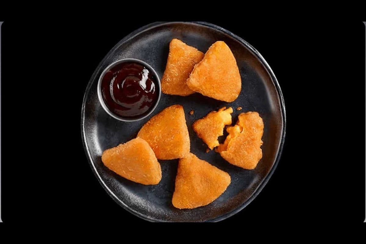 6 Pcs Of Mac & Cheese Bites