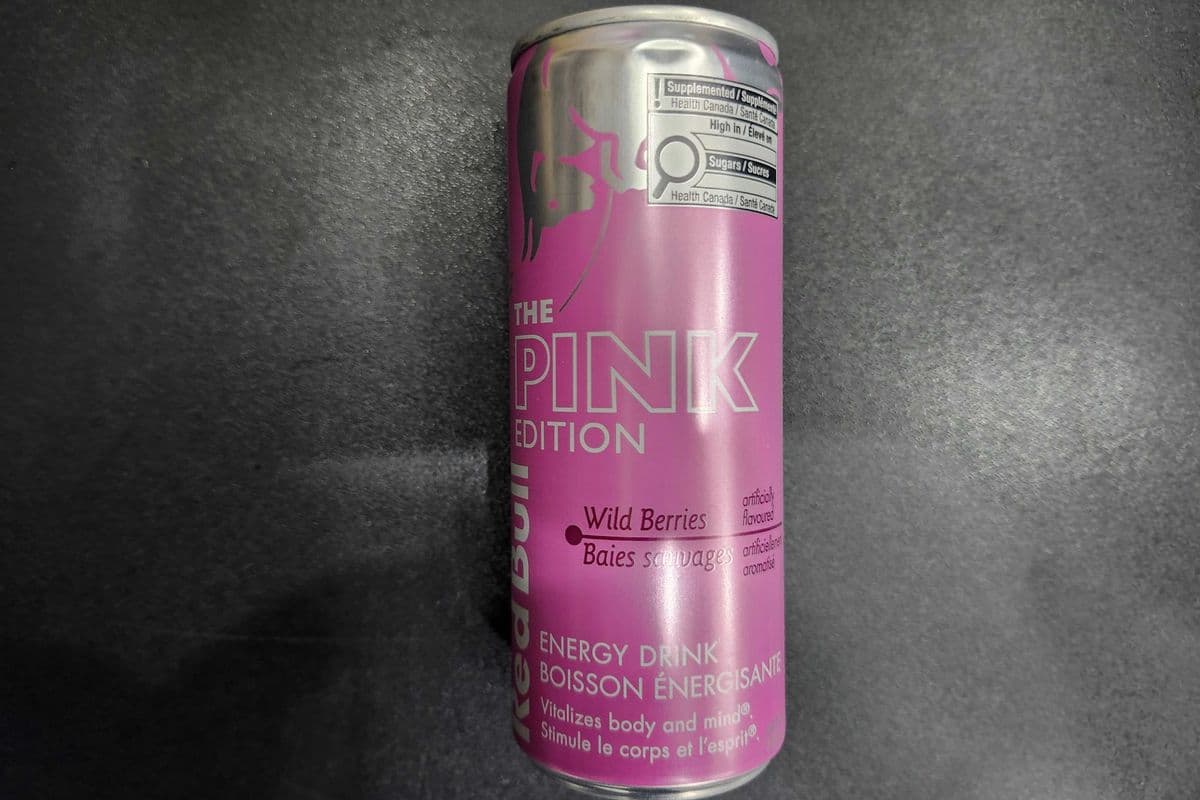 Red Bull Bales Sauvages Pink edition / Wild Berries (pink) 250ml