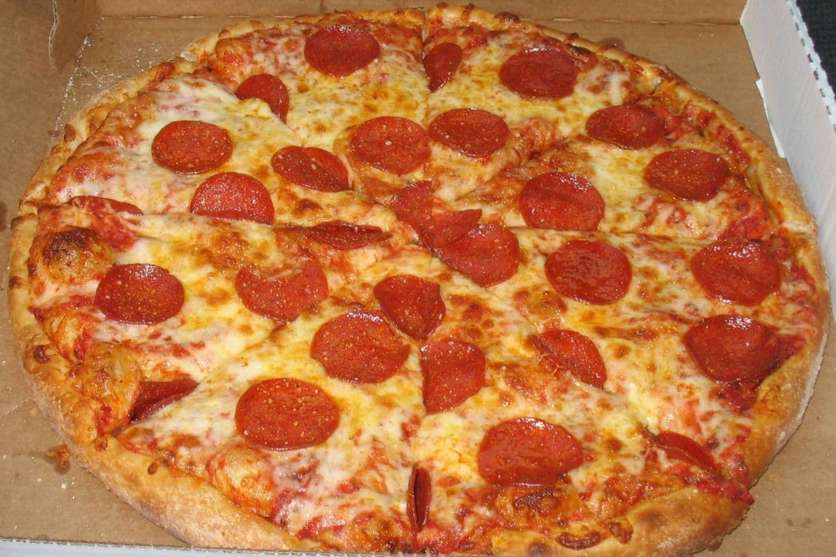 Large 14" Pepperoni and Cheese Special