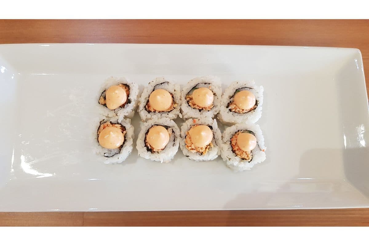 Spicy California Roll (8pc)