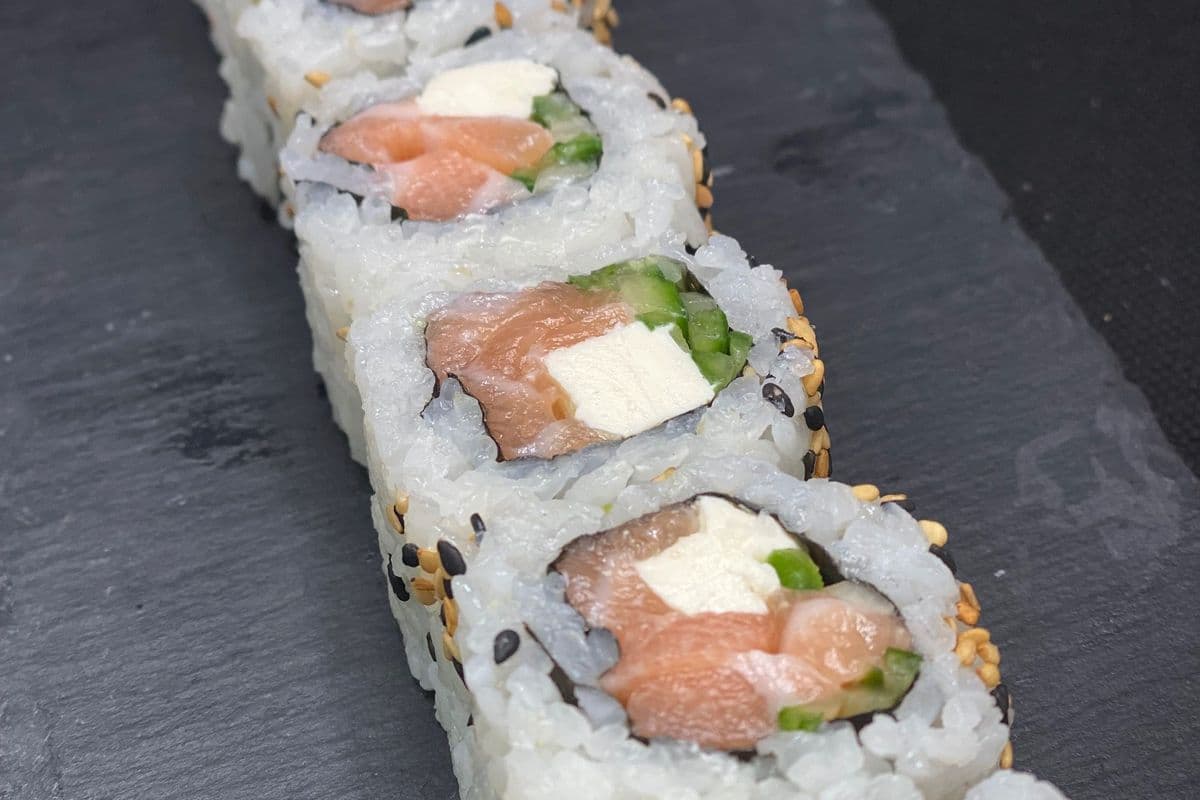 Philadelphia Roll (6 pcs)