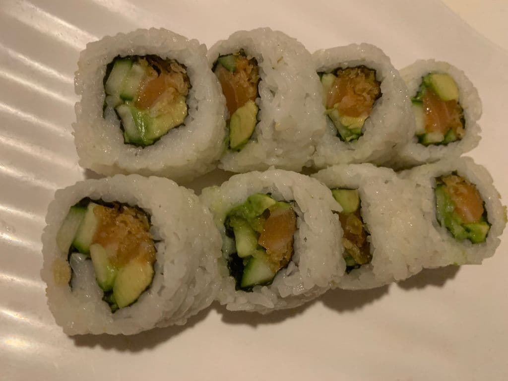 Salmon Crunchy Roll