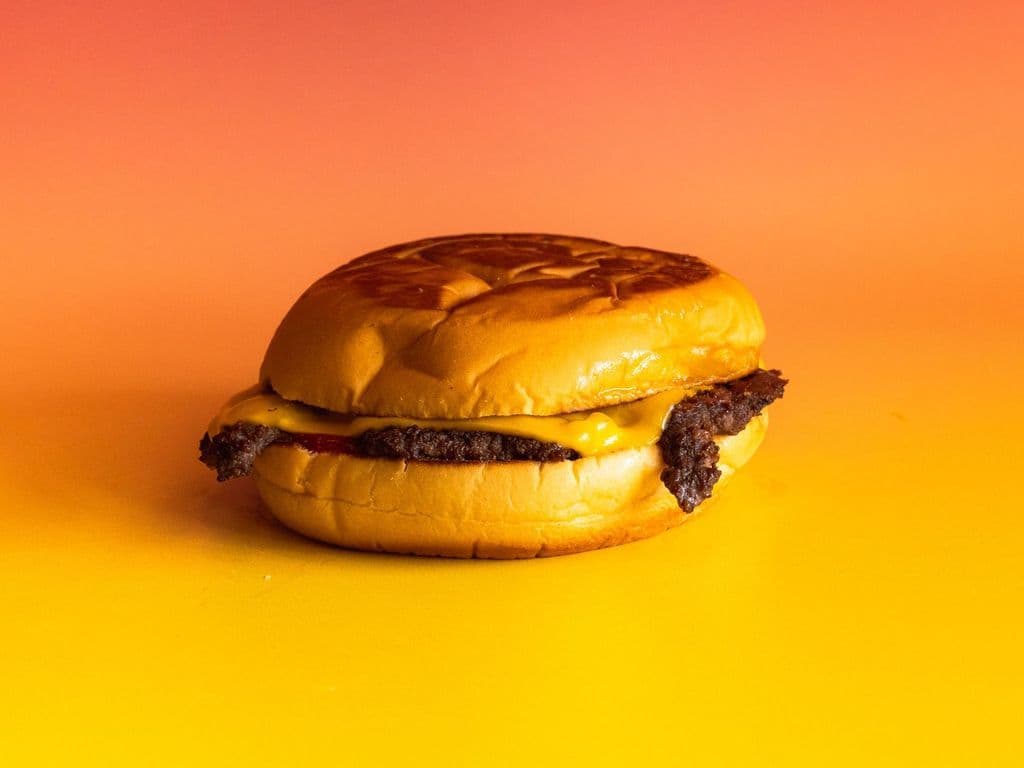 LIL' CHEESEBURGER