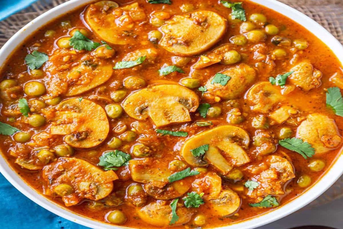 Mushroom Matar (22oz)
