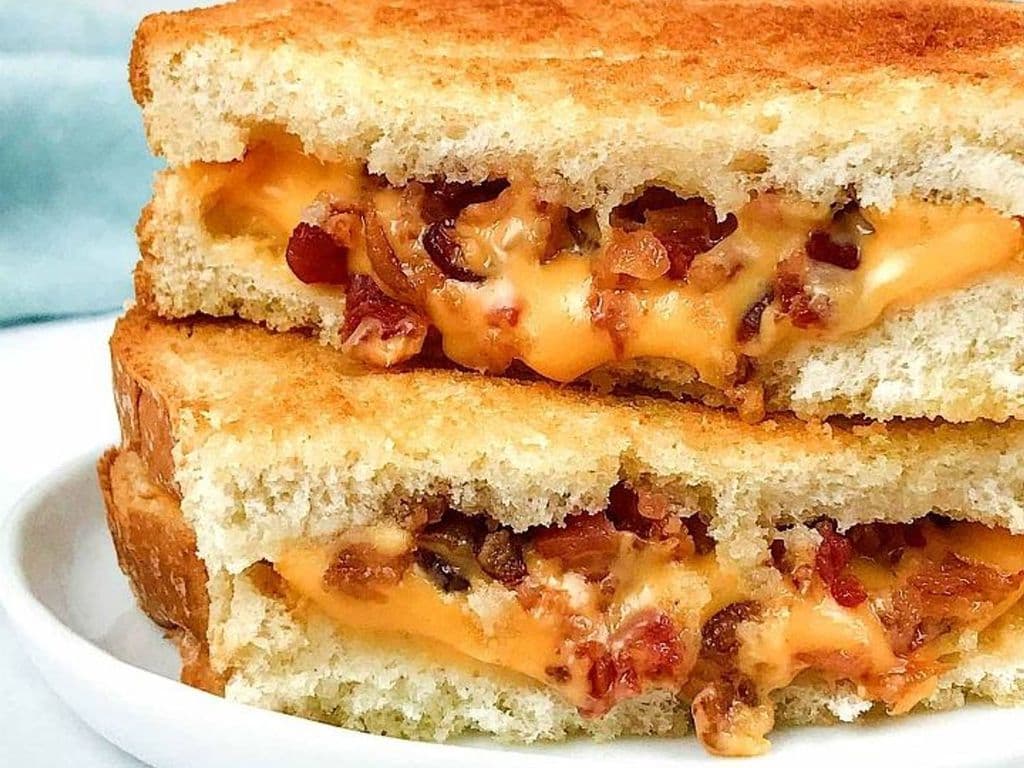Grilled Cheese and Bacon Sandwich
