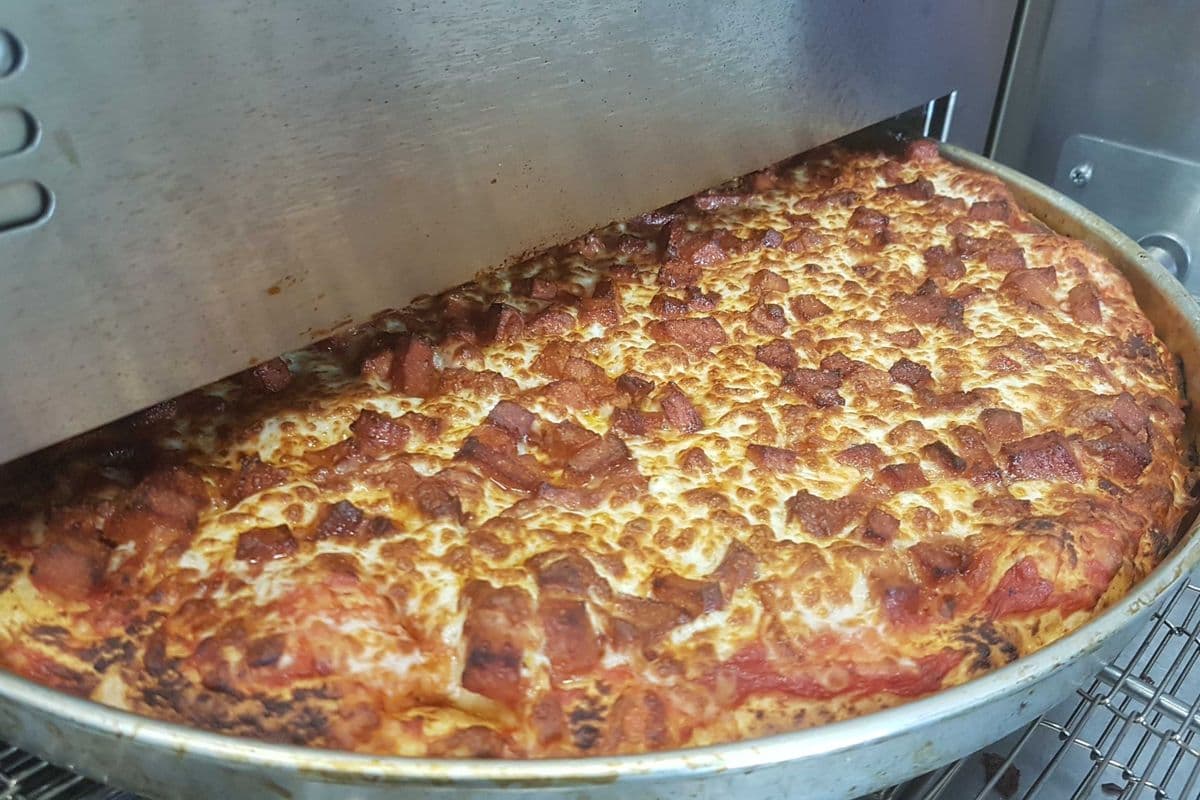 10" Europa Loaded Pizza (9 Toppings)