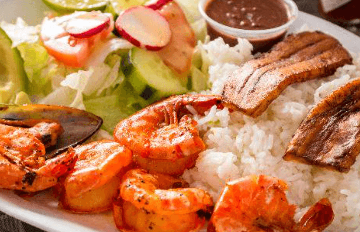 Grilled Shrimp - Camarones ala Plancha Arroz/Ensalada/platano/Frijol/Aguacate/Tortilla/Rice/salad/plantain/avocado/tortilla