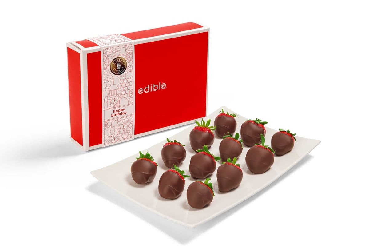 Chocolate Dipped Strawberries Box