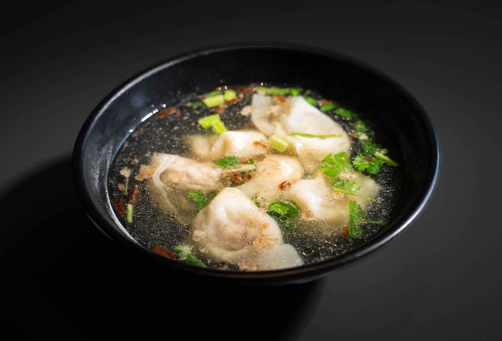 Prawn & Pork Wonton Soup / 鮮蝦豬肉餛飩湯