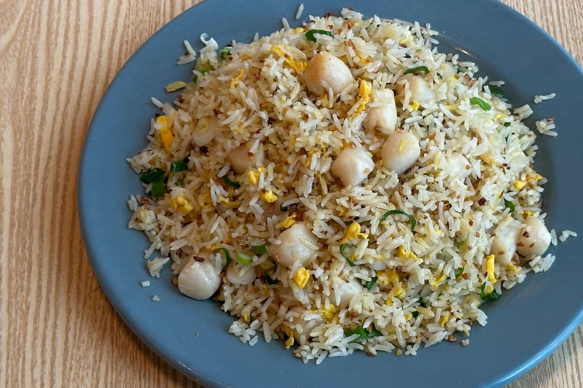 Scallop and Garlic Fried Rice