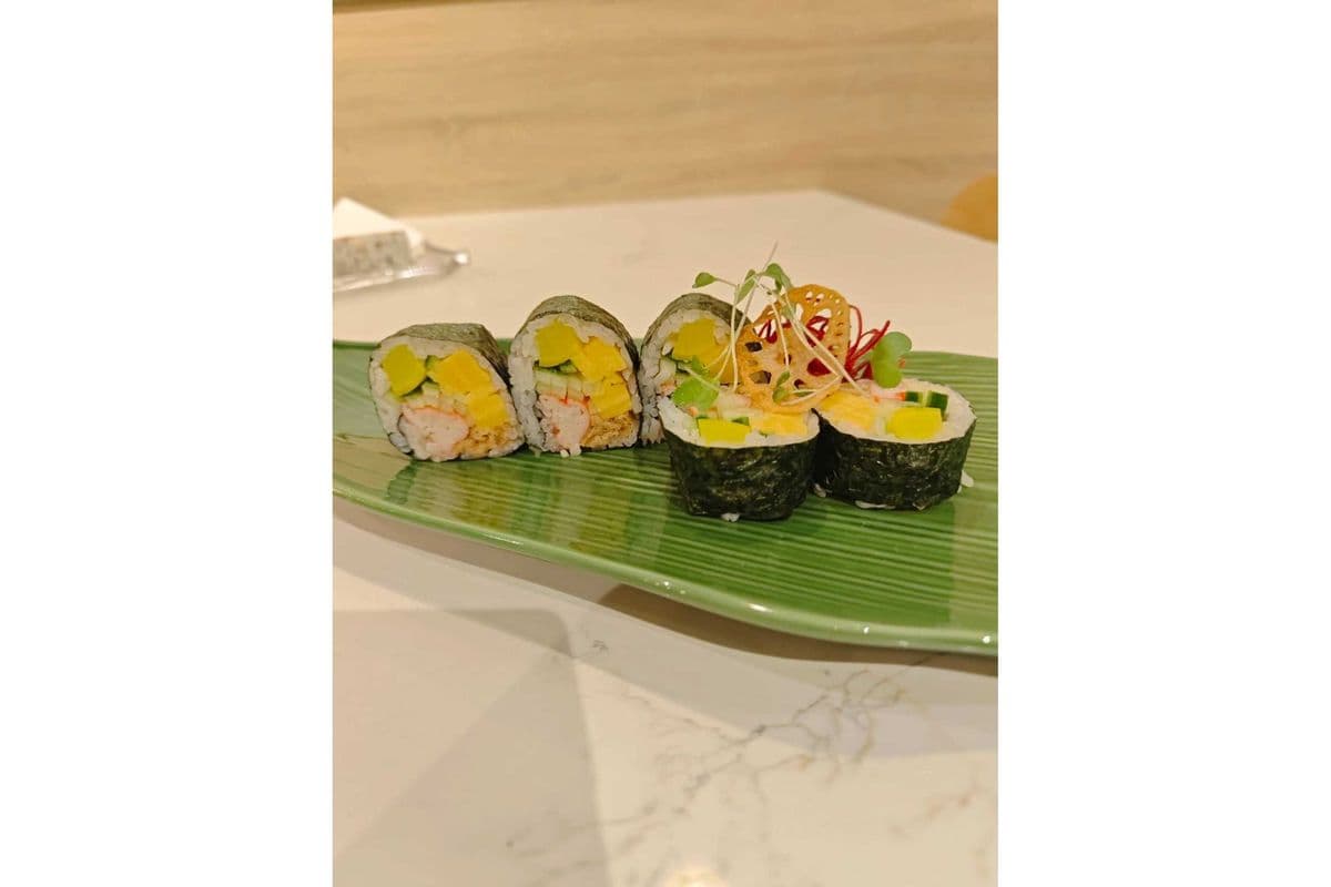 69. Futo Maki (10 pcs)