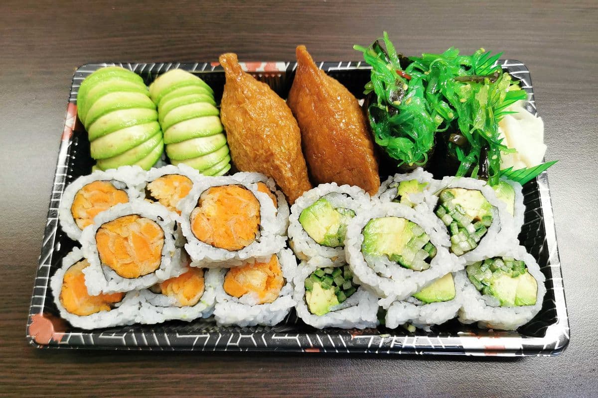 Veggie Sushi Set Combo (22 pcs)