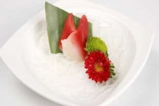 119. Surf Clam Sashimi (2 pcs)