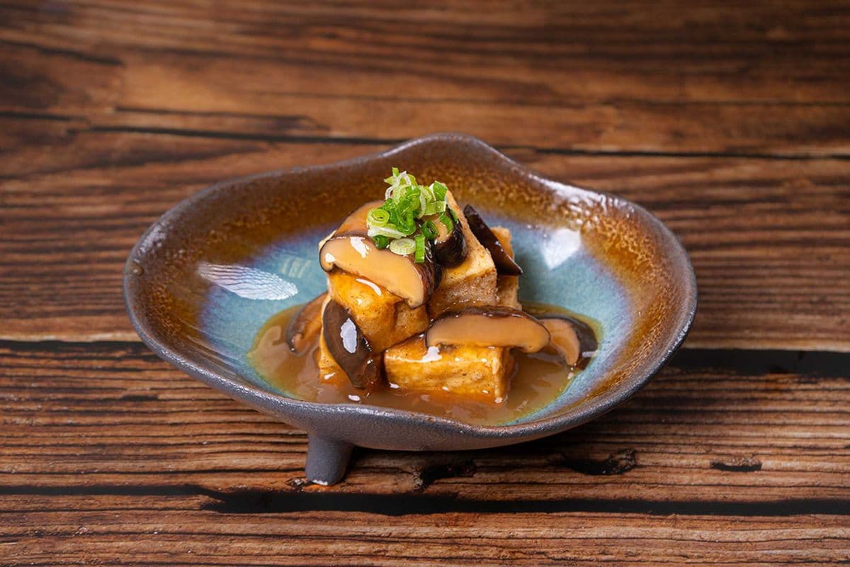 Agedashi Tofu with Shiitake Mushroom Sauce (6pcs)