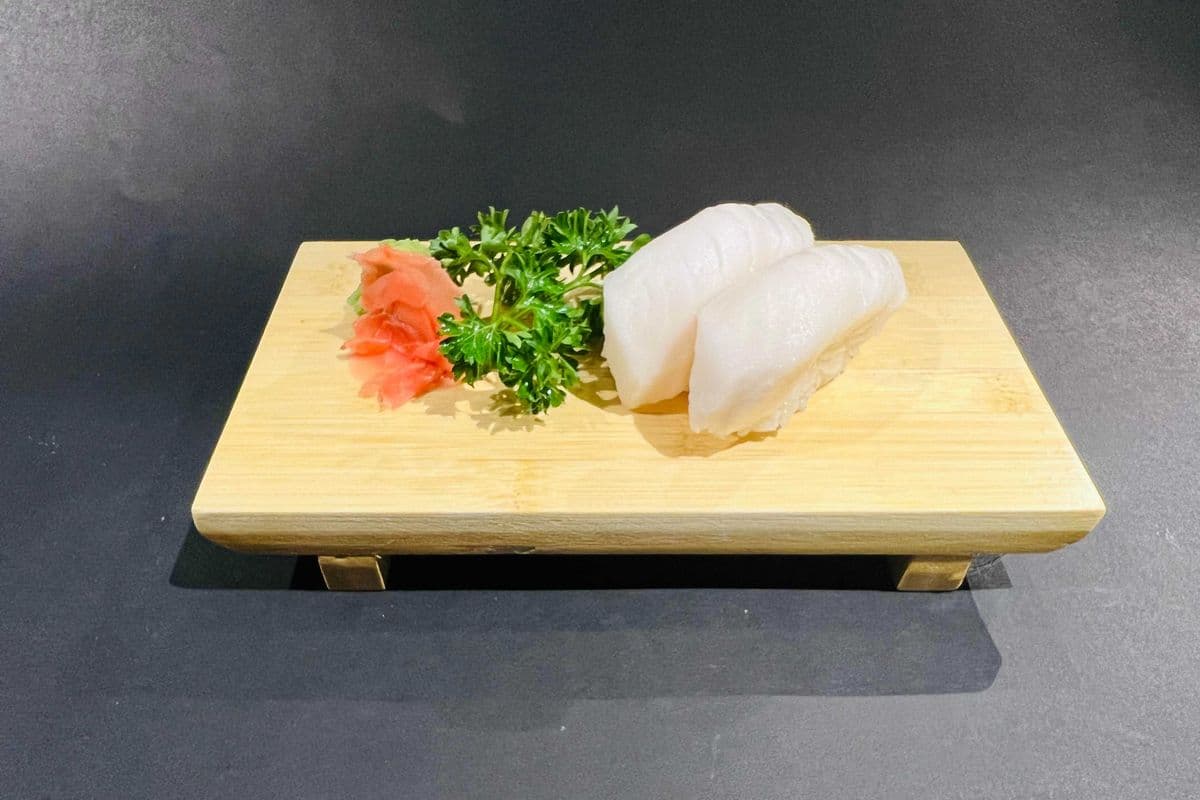 Butterfish Sushi A La Carte (2 pcs)