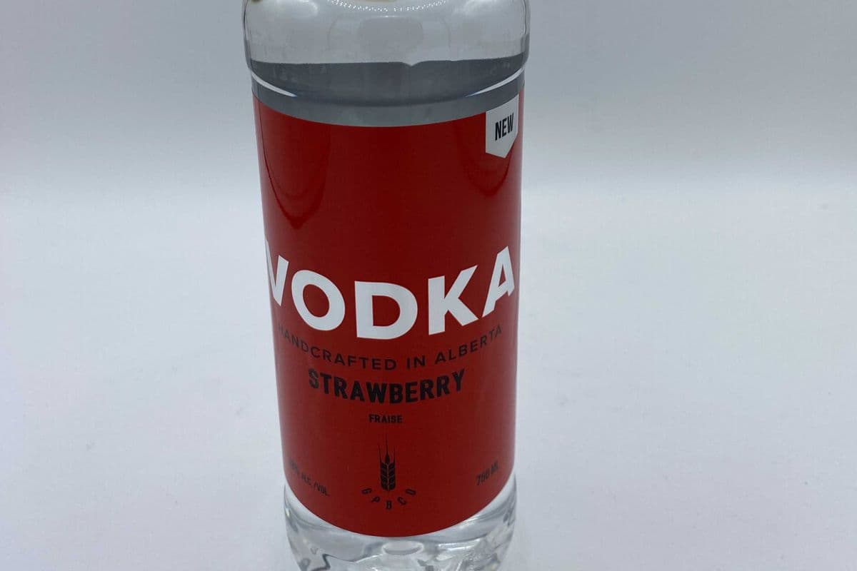 Strawberry Vodka (1 x 750 ml)