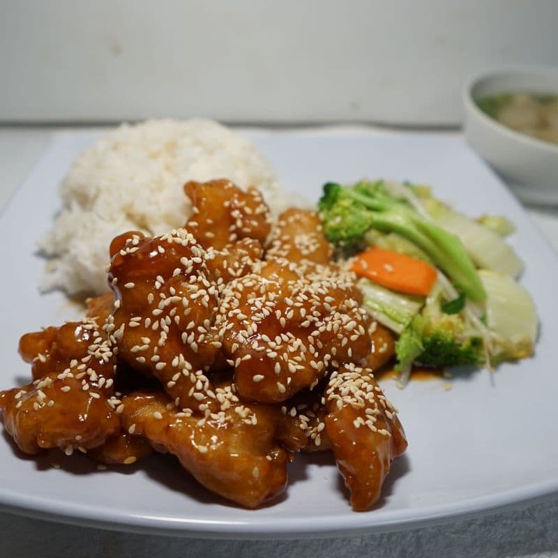 A14. Poulet Sésame 芝麻鸡