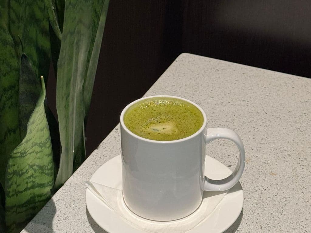 Hot Matcha latte (Vegan)