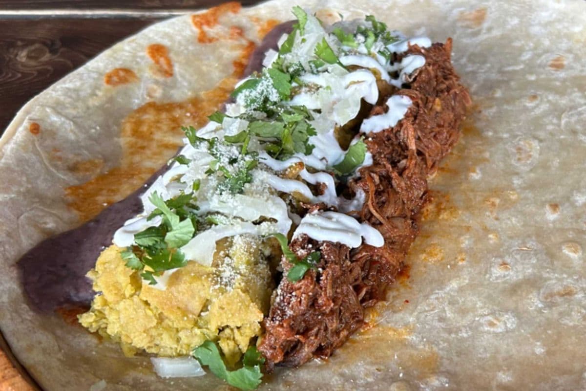 BurroQuiles Eh! – Birria (slow-braised beef)