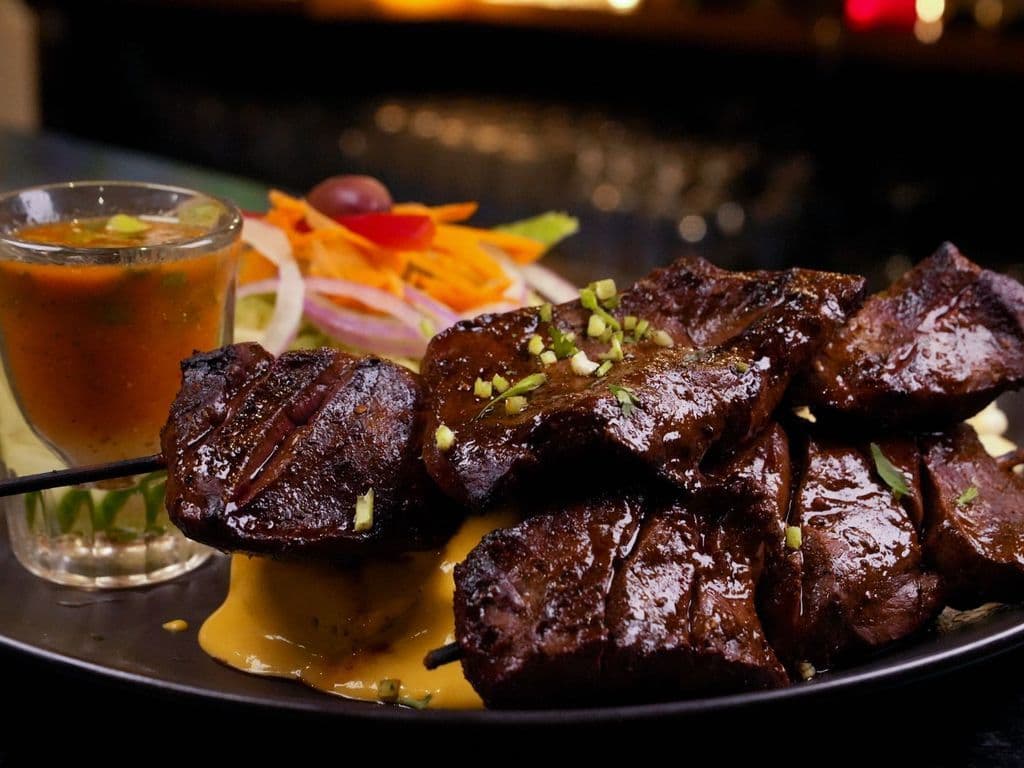 ANTICUCHOS